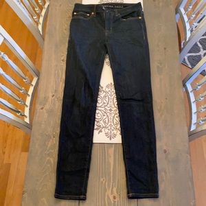 American Eagle Super Skinny Dark Denim Jean 28/32